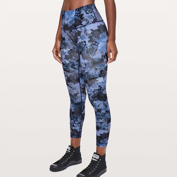 Lululemon Wunder Under Hi-Rise 7/8
Tight *25" Screen Camo Multi Size 6 - Picture 1 of 8